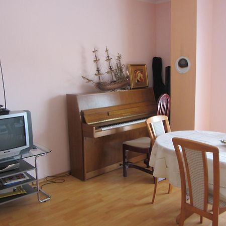 Apartments Dilja Malinska Δωμάτιο φωτογραφία
