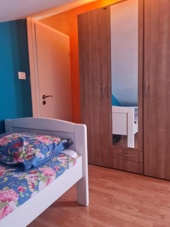 Apartments Dilja Malinska Εξωτερικό φωτογραφία