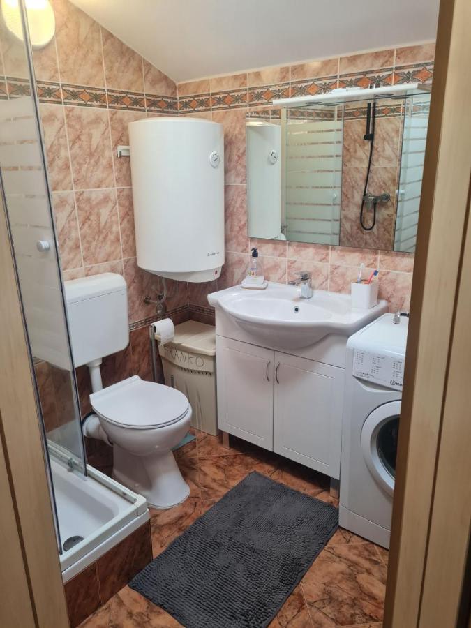 Apartments Dilja Malinska Εξωτερικό φωτογραφία