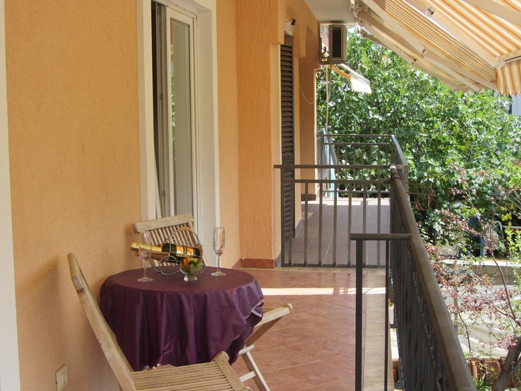 Apartments Dilja Malinska Δωμάτιο φωτογραφία