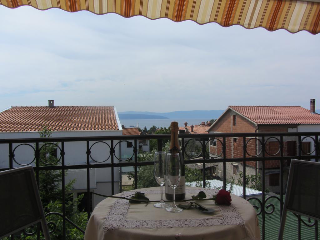 Apartments Dilja Malinska Δωμάτιο φωτογραφία