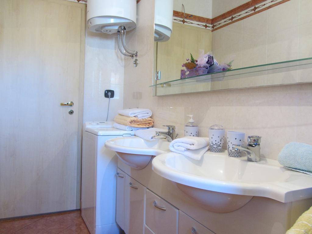 Apartments Dilja Malinska Δωμάτιο φωτογραφία
