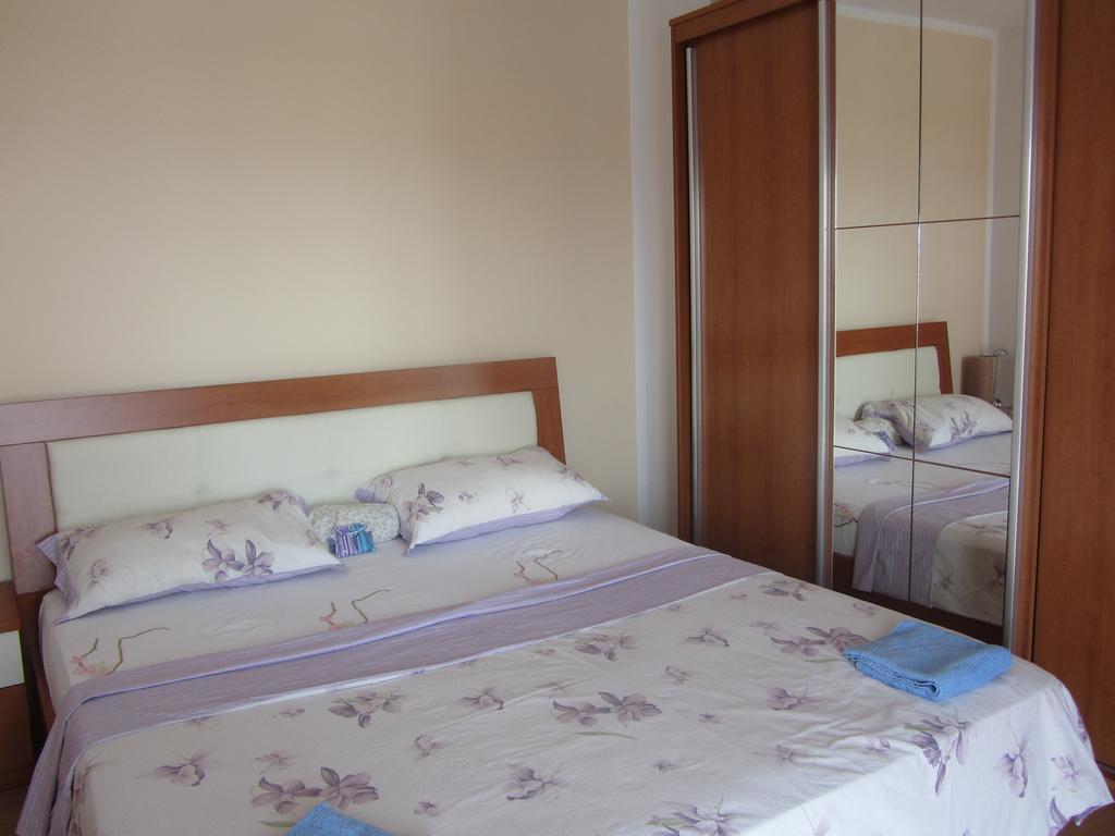 Apartments Dilja Malinska Δωμάτιο φωτογραφία