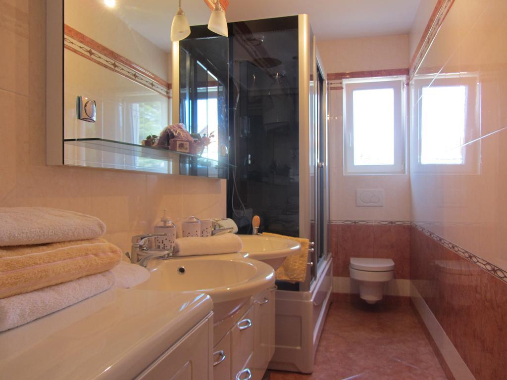 Apartments Dilja Malinska Δωμάτιο φωτογραφία