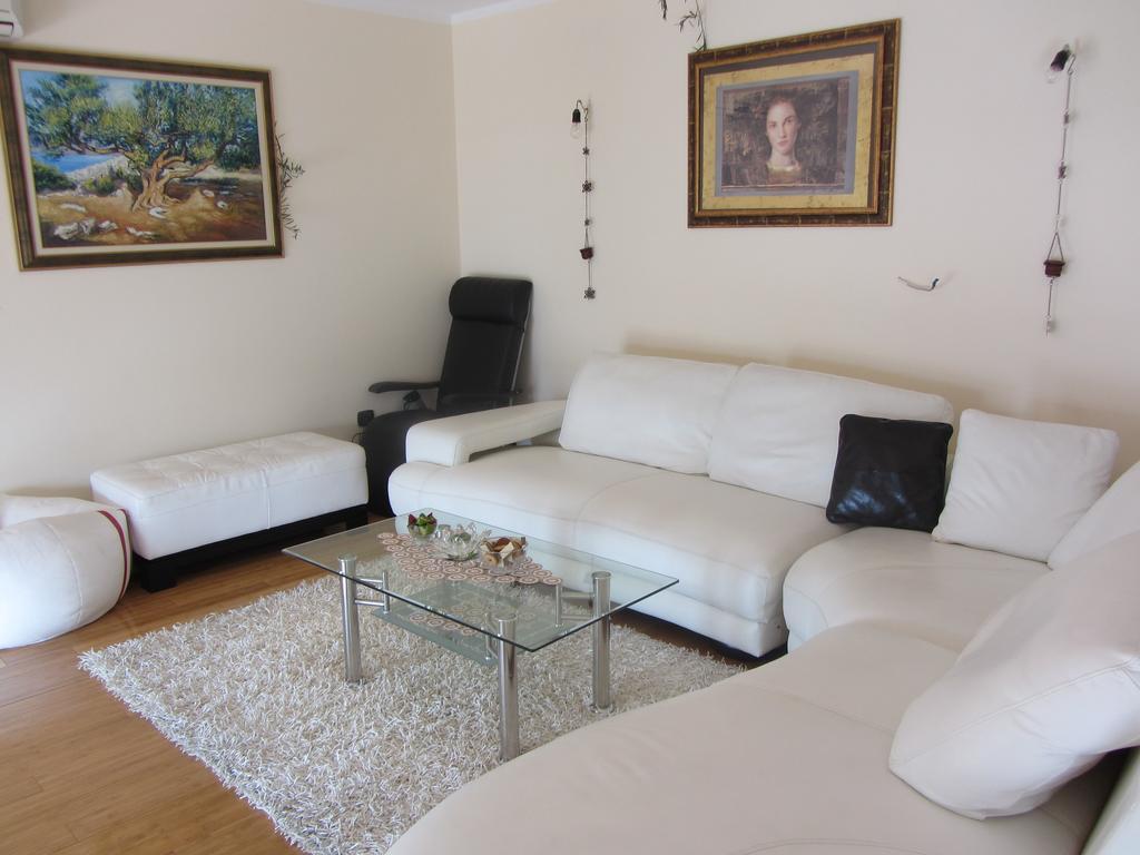 Apartments Dilja Malinska Δωμάτιο φωτογραφία