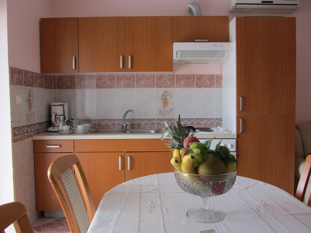 Apartments Dilja Malinska Δωμάτιο φωτογραφία